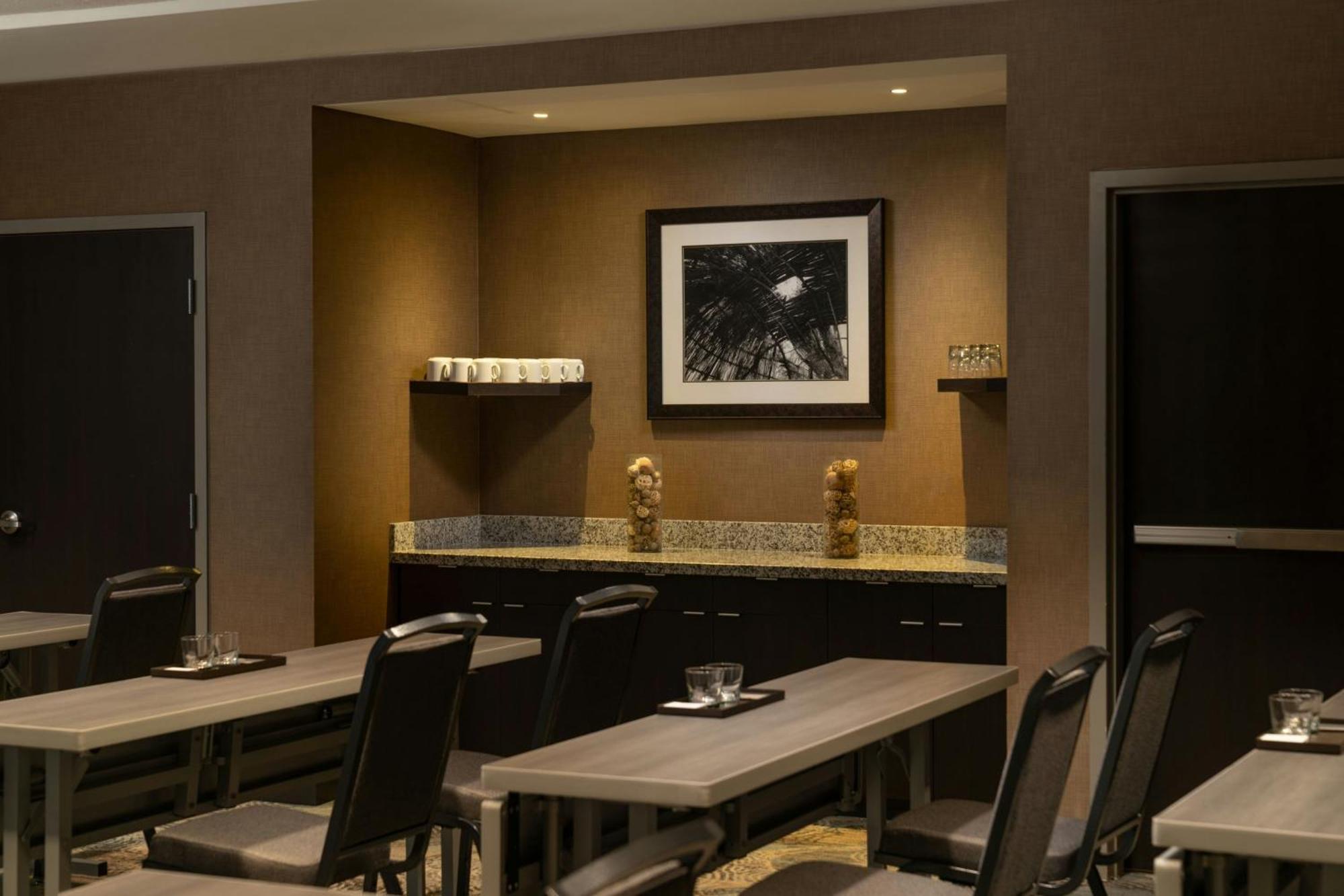 Courtyard By Marriott Scottsdale Salt River Экстерьер фото