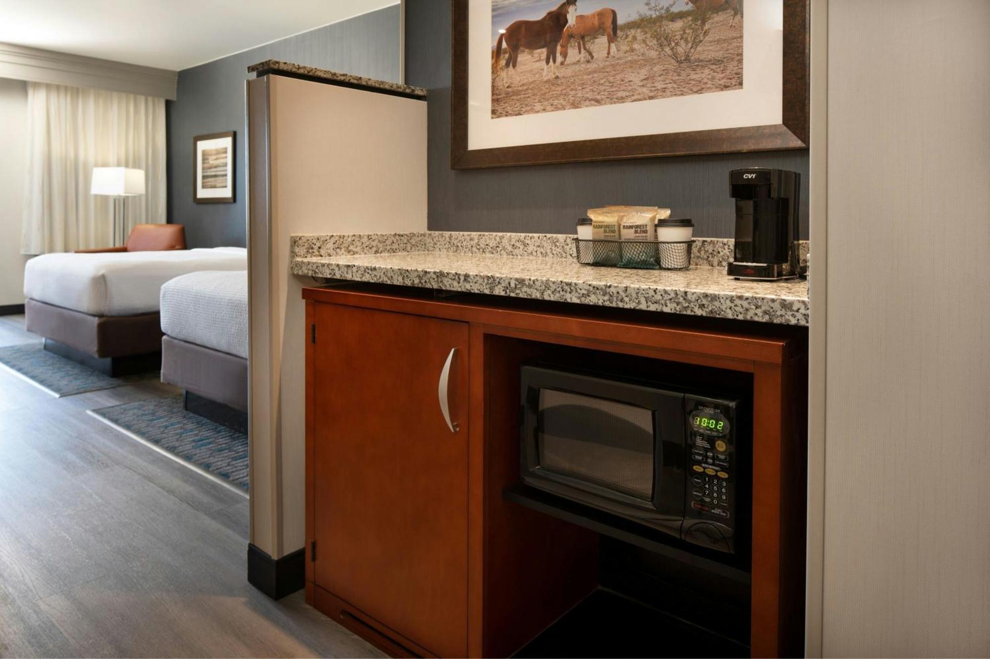 Courtyard By Marriott Scottsdale Salt River Экстерьер фото