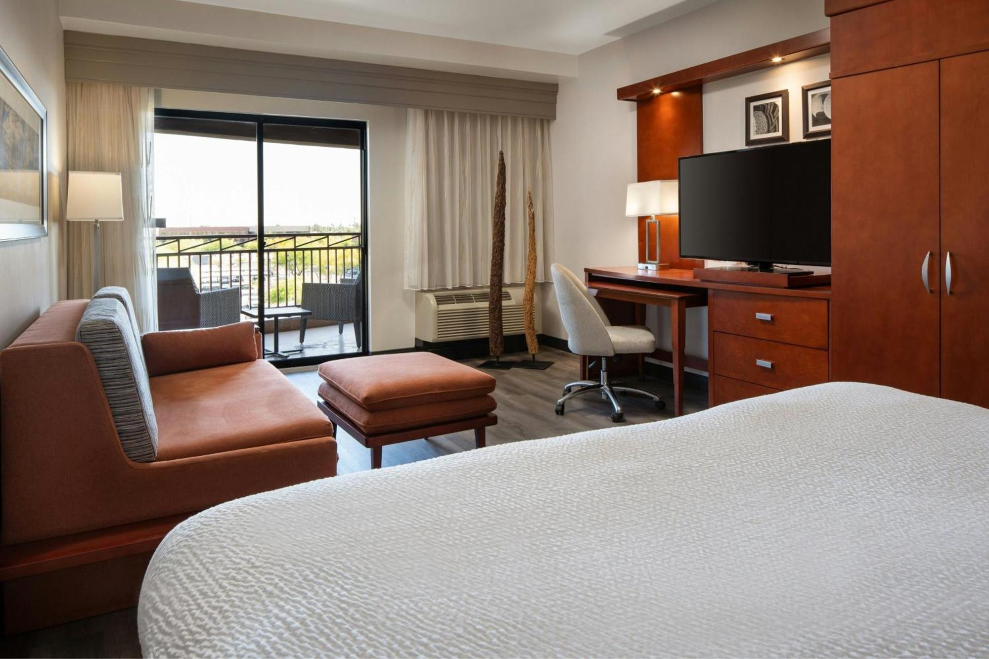 Courtyard By Marriott Scottsdale Salt River Экстерьер фото