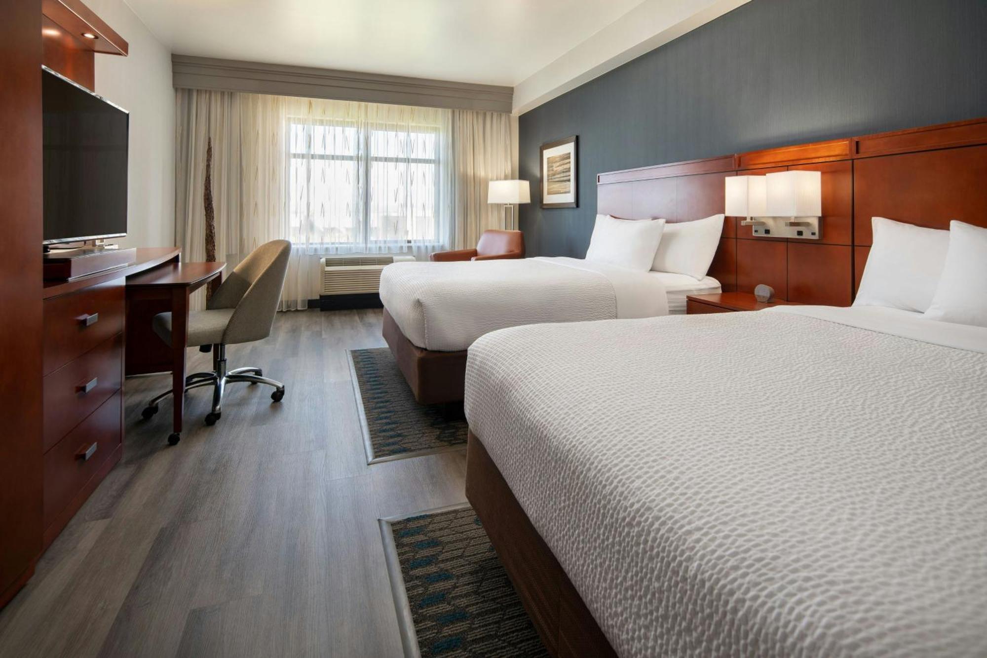 Courtyard By Marriott Scottsdale Salt River Экстерьер фото